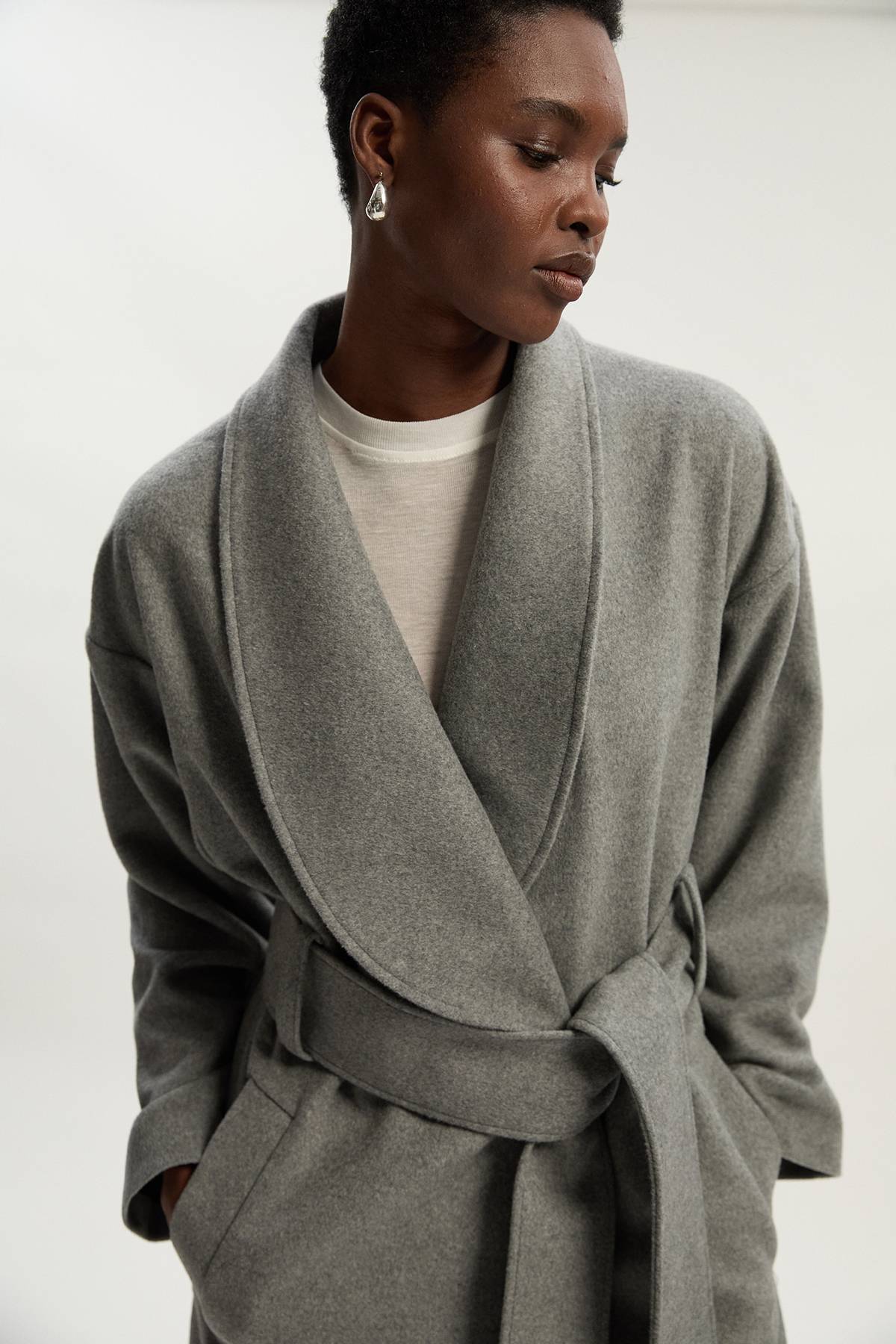 KarenMillen Manteau Long Ceinturé en Laine Brossée Coupe Ajustée