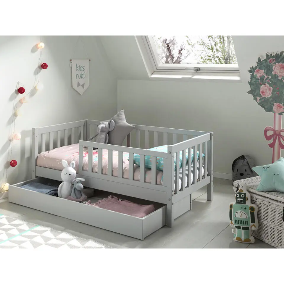Peuterbed Petronille 70 x 140cm dennenhout - grijs