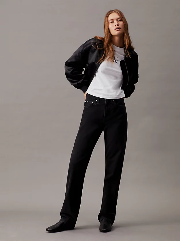 Calça jeans reta de cintura alta