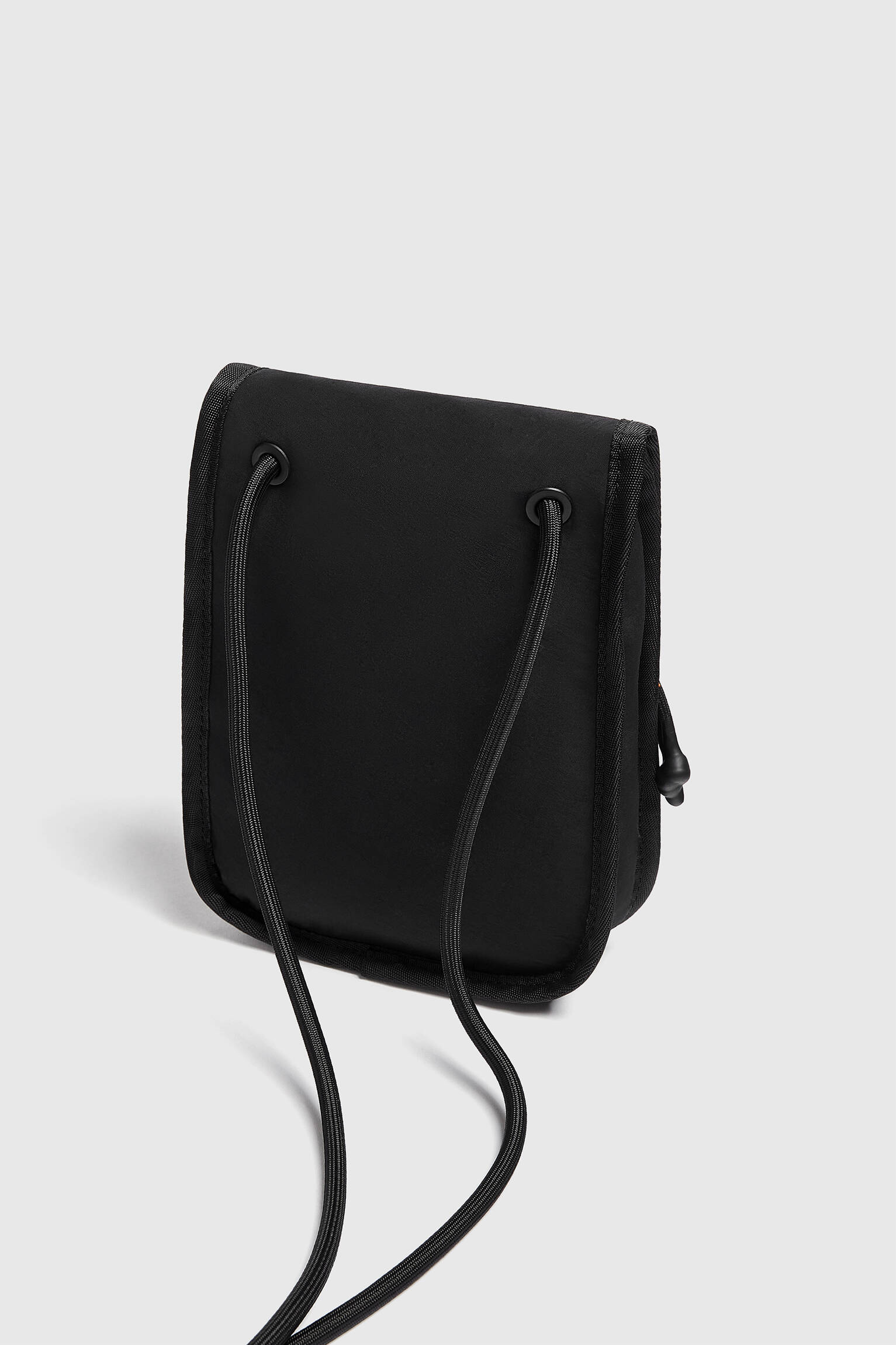 BOLSA DE OMBRO TÉCNICA - PRETA