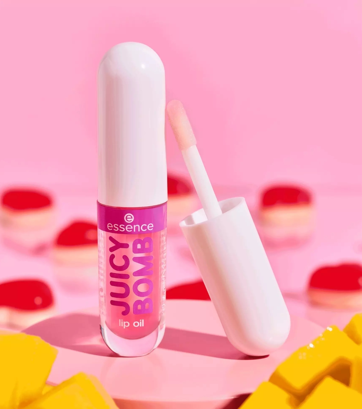 essence - *Juicy Bomb Party* - Óleo labial - 03: Marvellous Mango