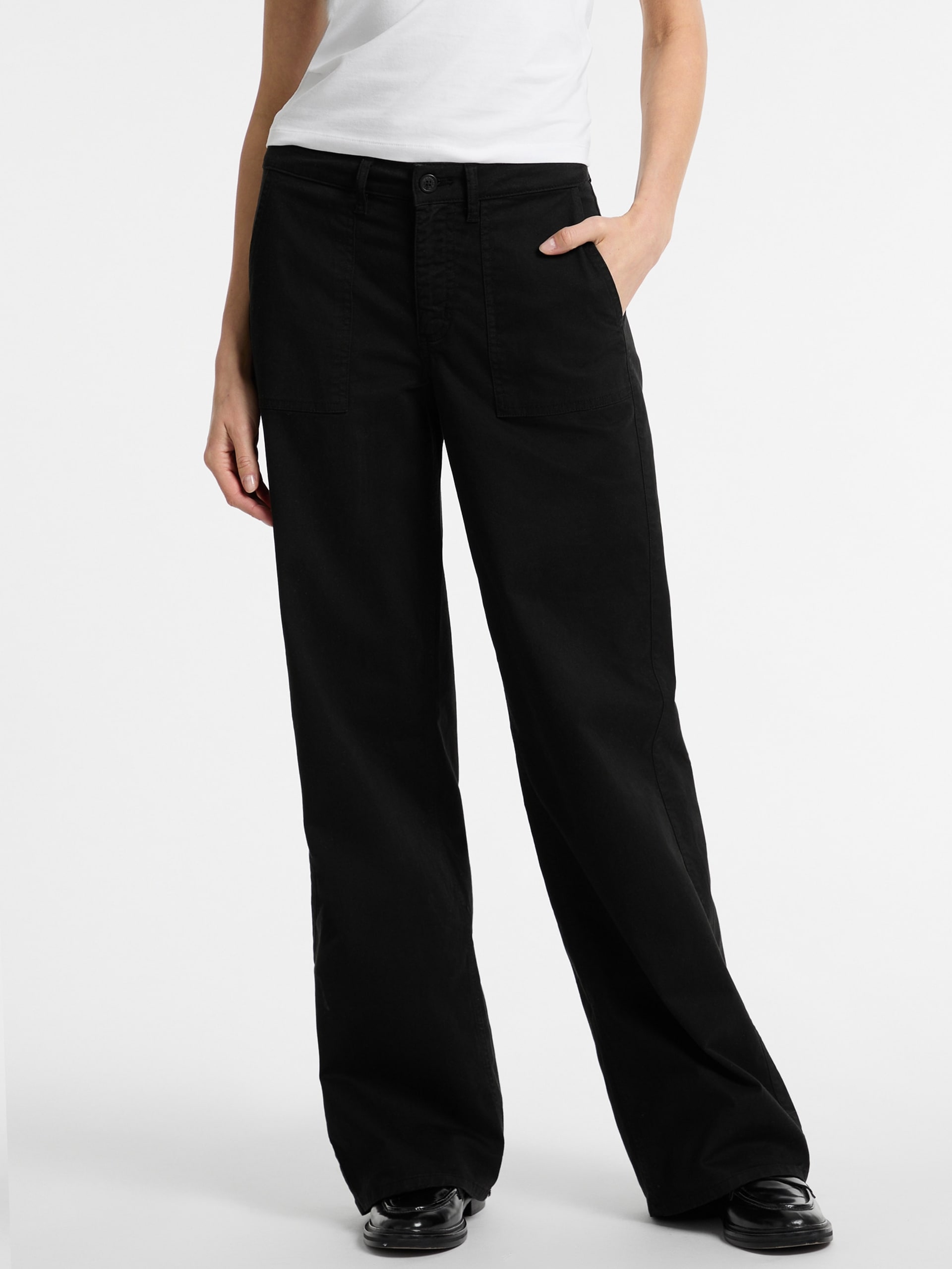 Calça jeans utilitária de perna larga
