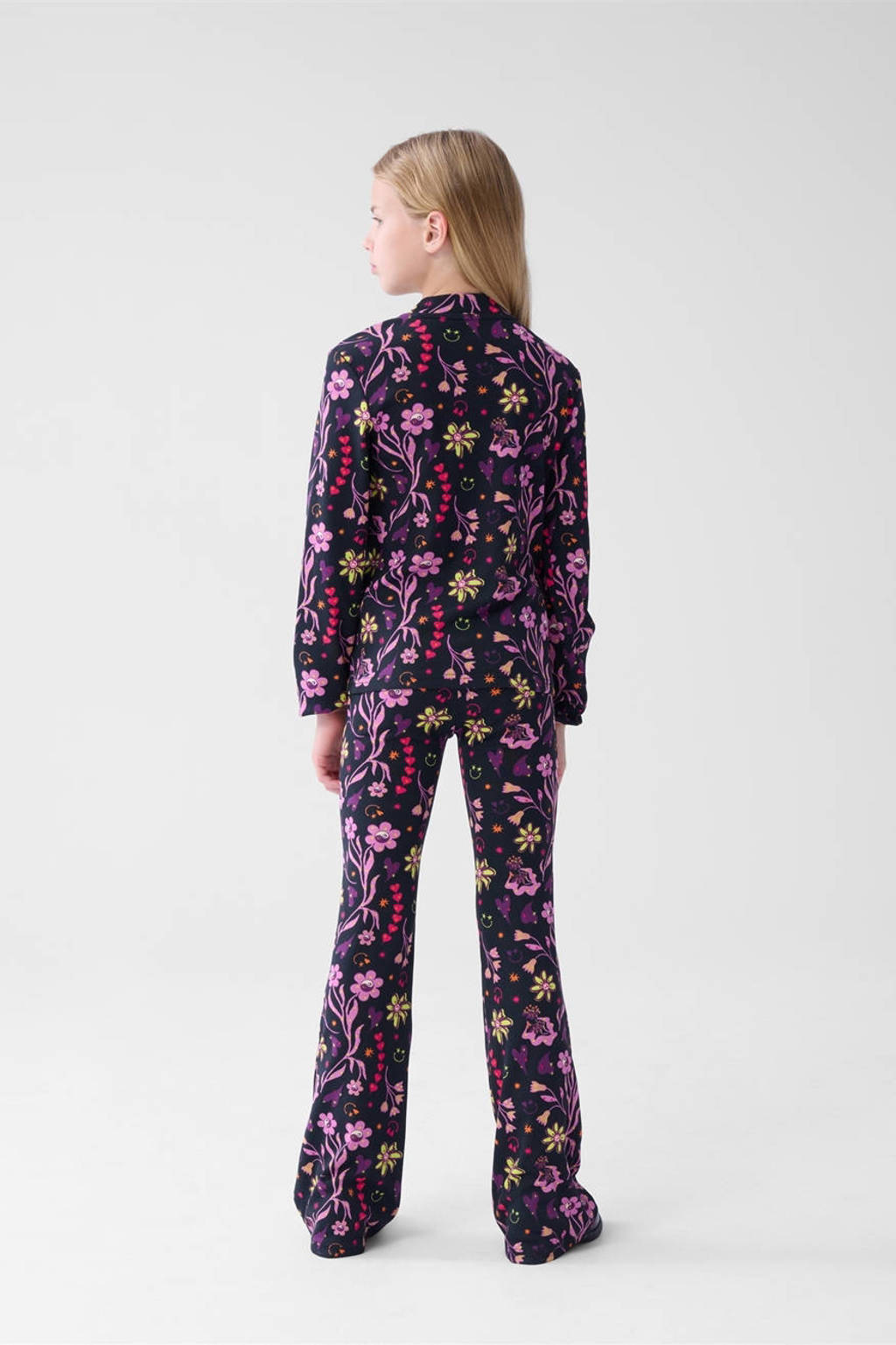 Shoeby longsleeve met all over print zwart/roze/lila/groen