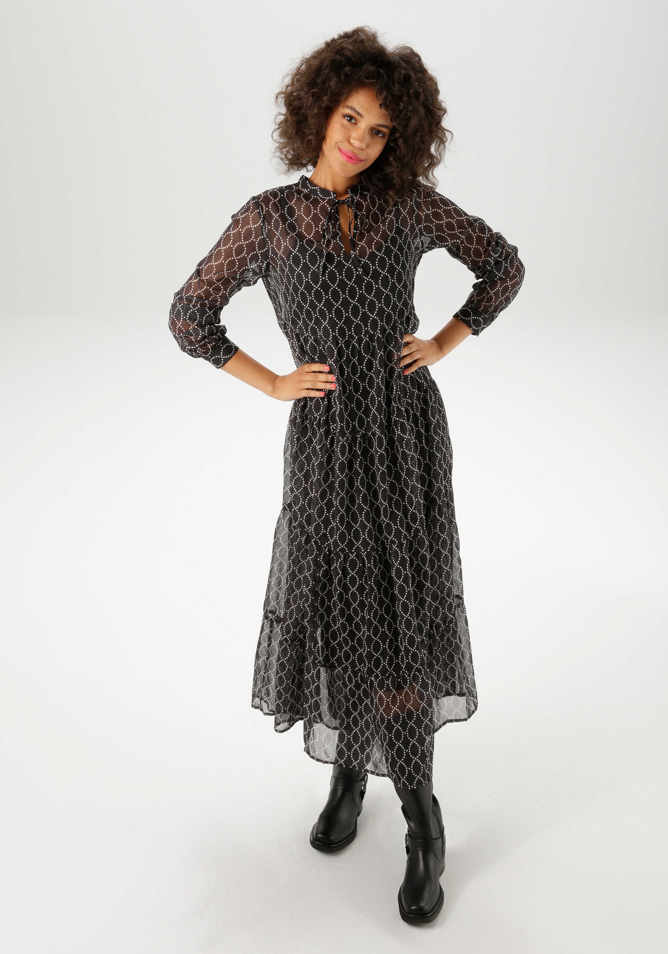 Aniston CASUAL Maxikleid mit Jersey-Unterkleid,  mit interessantem Kettendruck aus Punkten - NEUE KOLLEKTION