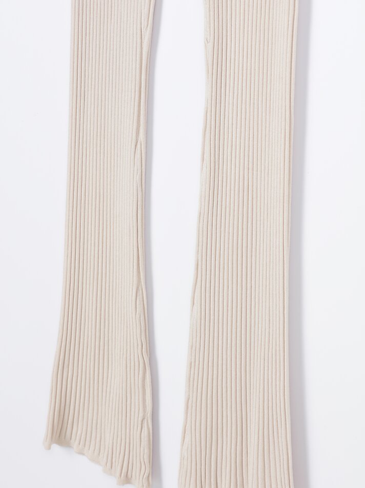 Calça flare canelada - Areia