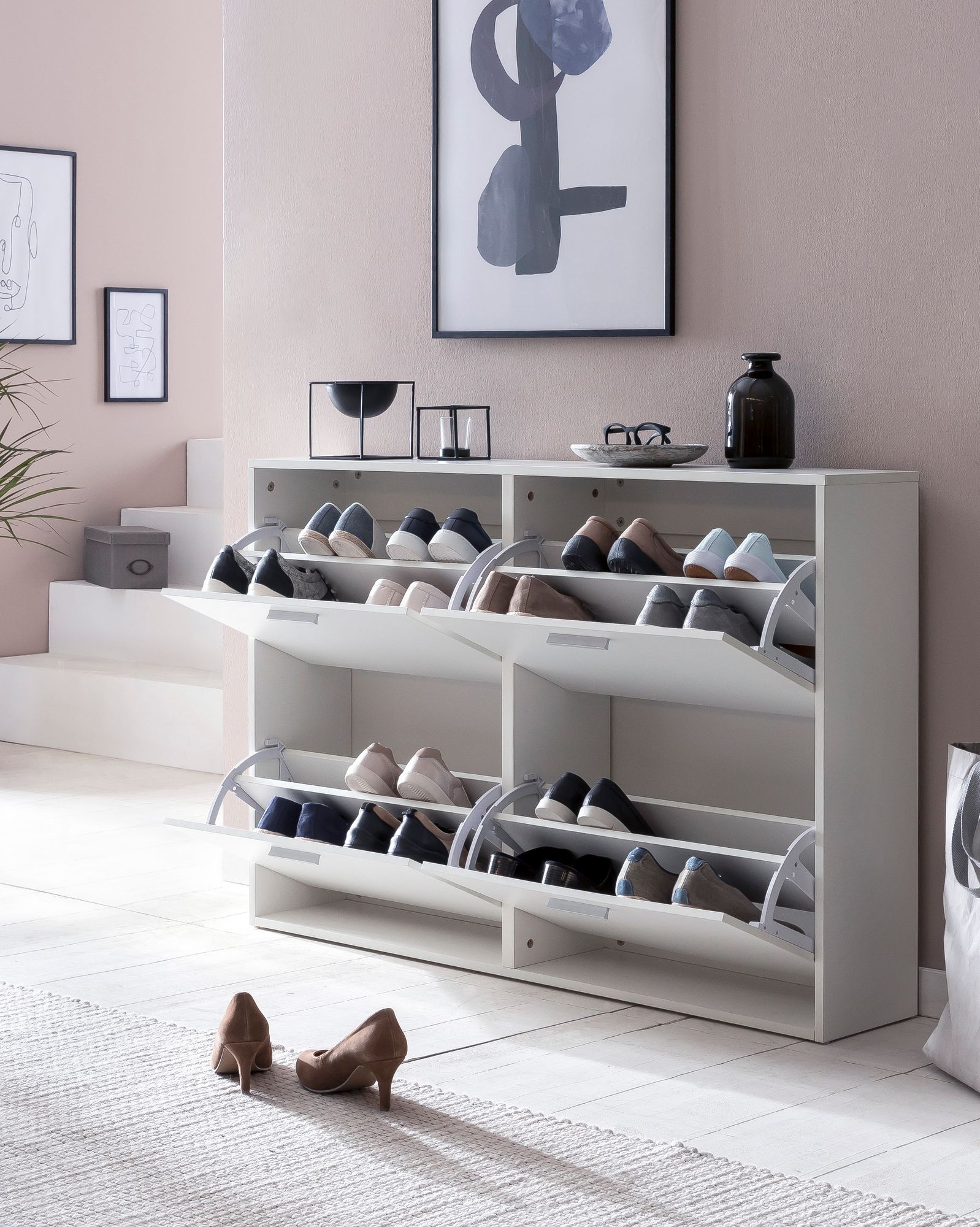 KADIMA DESIGN Schuhschrank NIDDA Holz: Zeitloses Design, große Ablagefläche, 4 Klapptüren, 8 Schuhablagen, einfacher Aufbau.