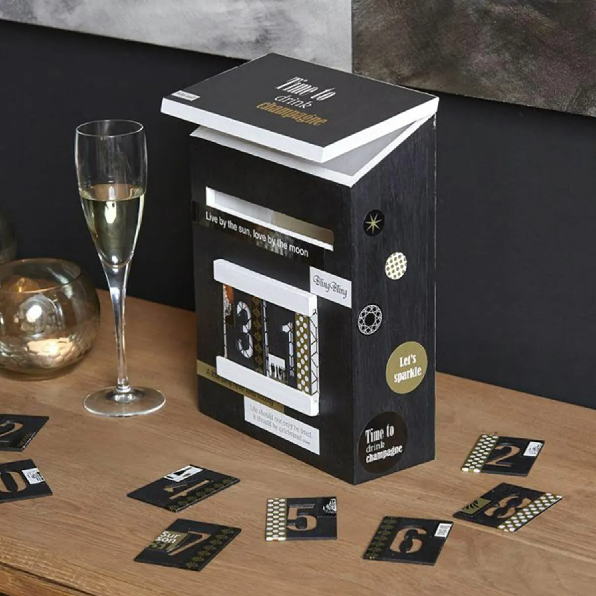 Artemio Boîte aux lettres Calendrier de l'Avent en bois