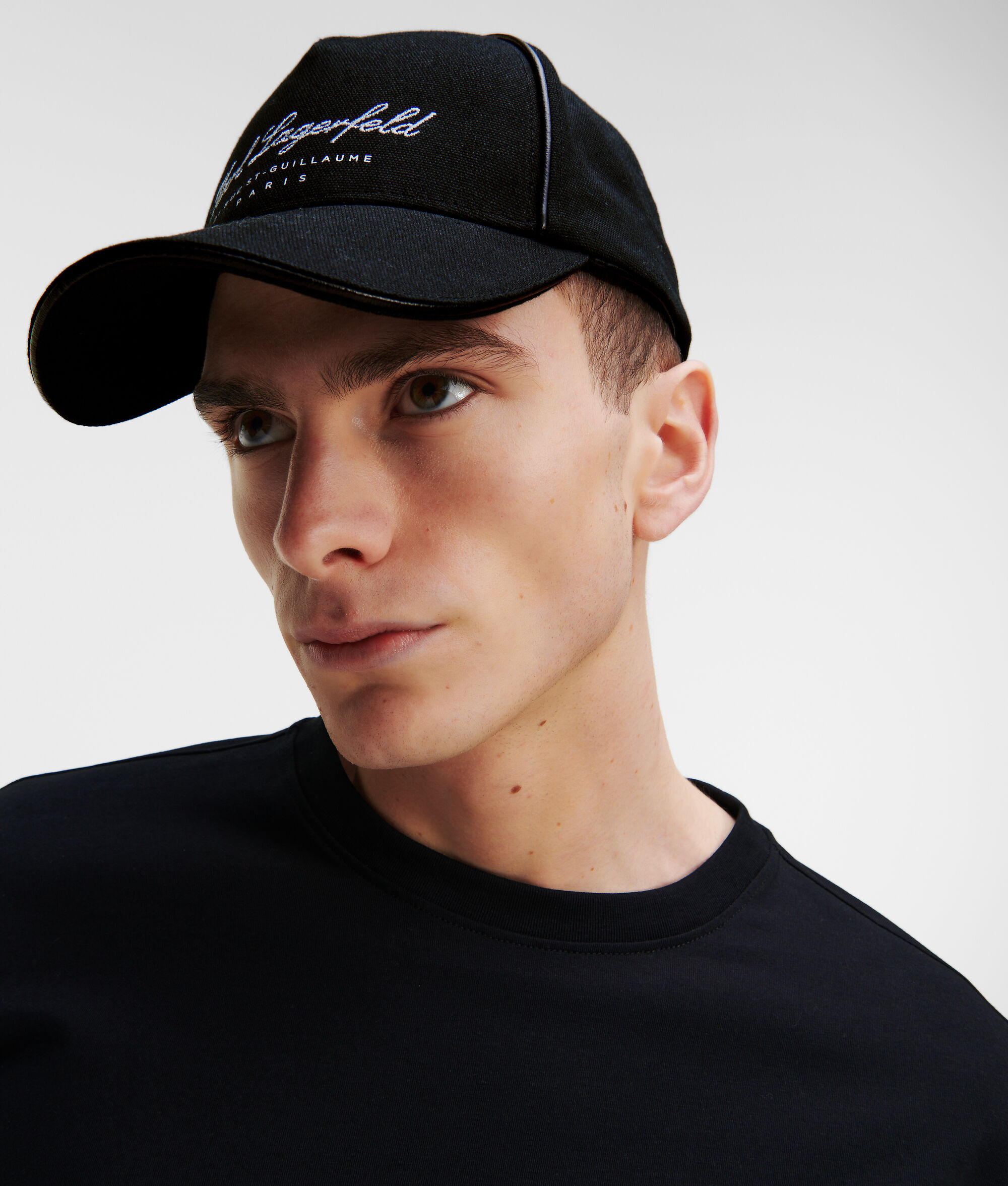 CASQUETTE EN TOILE HOTEL KARL