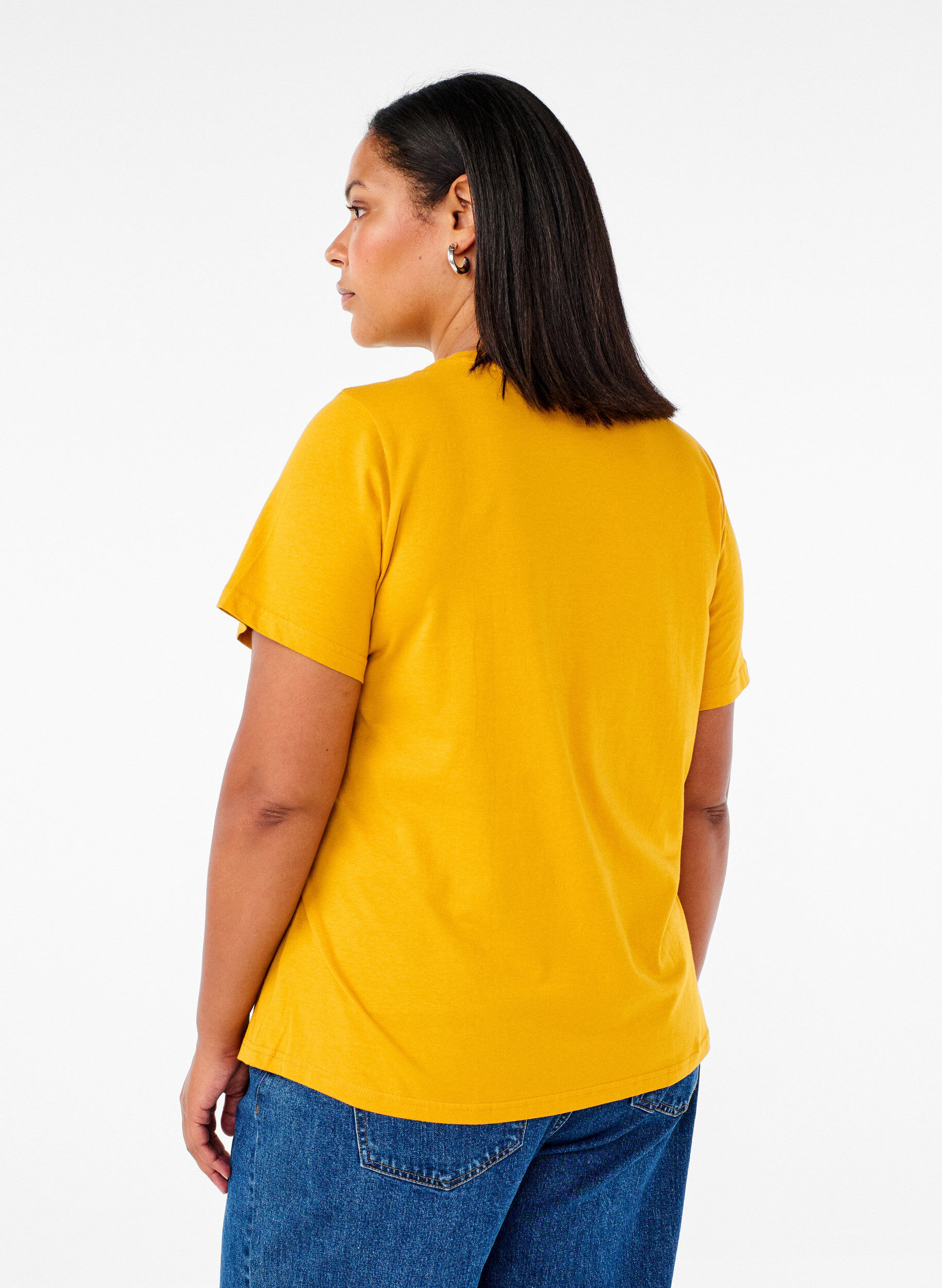 Basis t-shirt i bomuld med rund hals