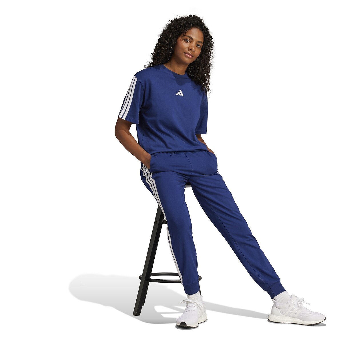 ROUPAS ESPORTIVAS ADIDAS<br>Achatados em fleece Essentials 3 listras