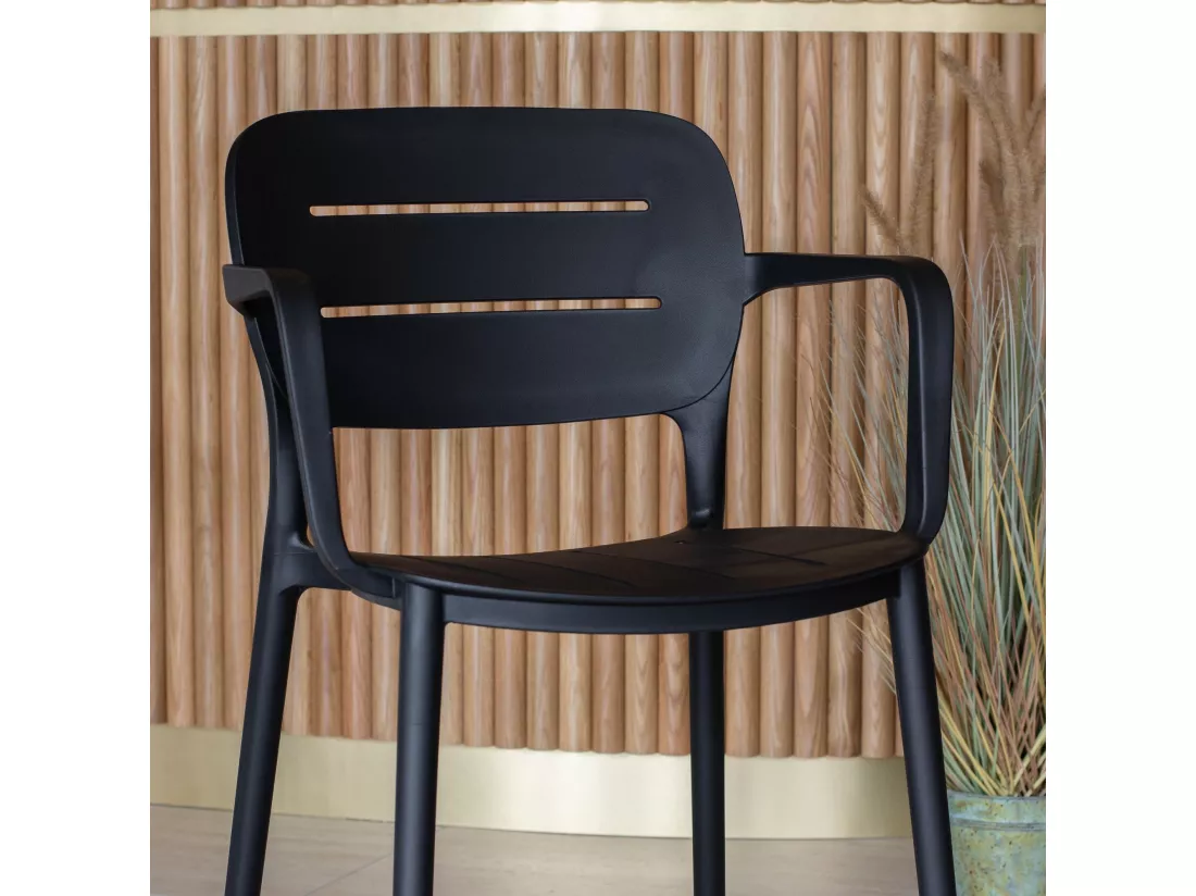 Now's Home - Lot De 4 Fauteuils De Table Noir Exterieur En Polypropylene