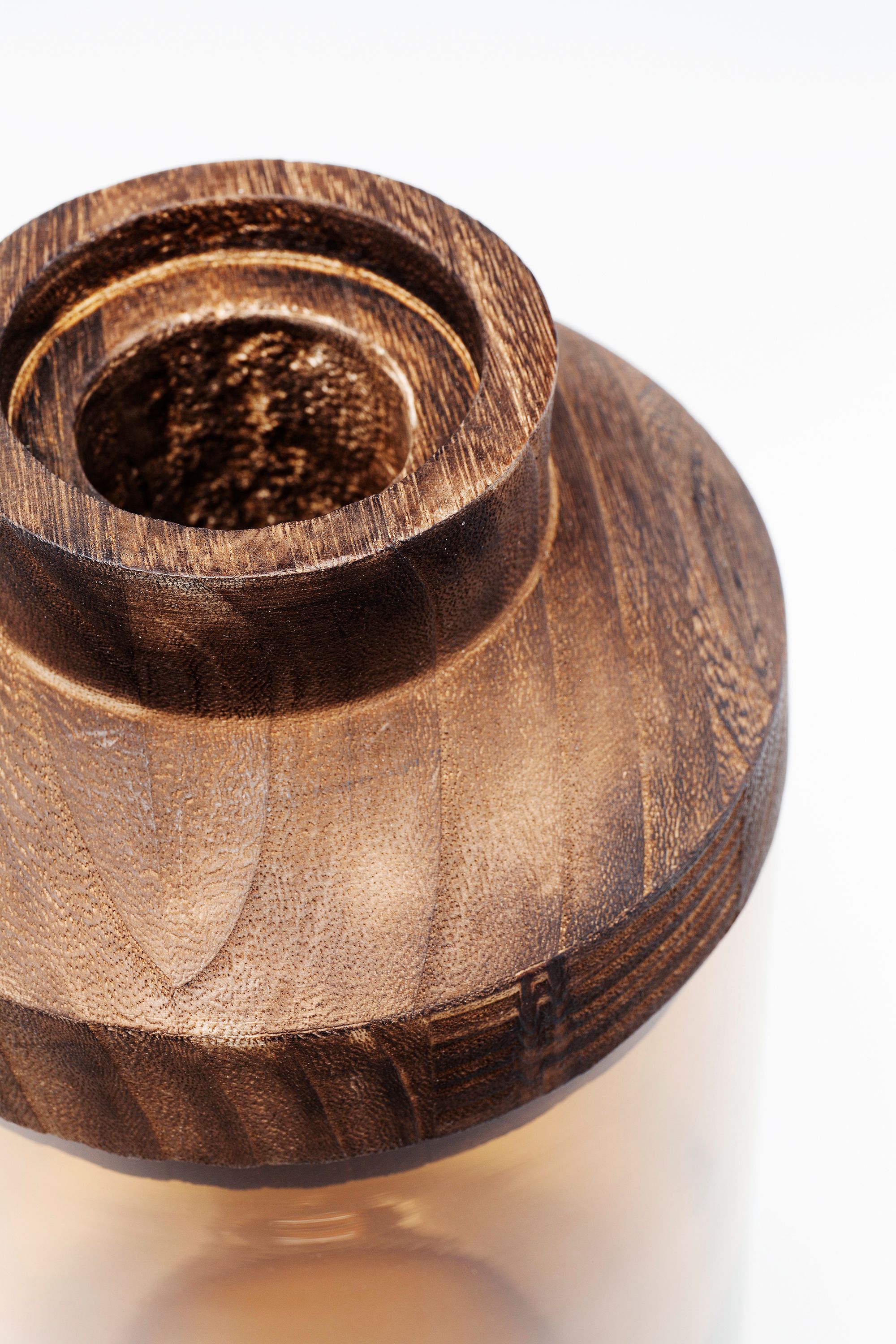 Vase Rim Braun