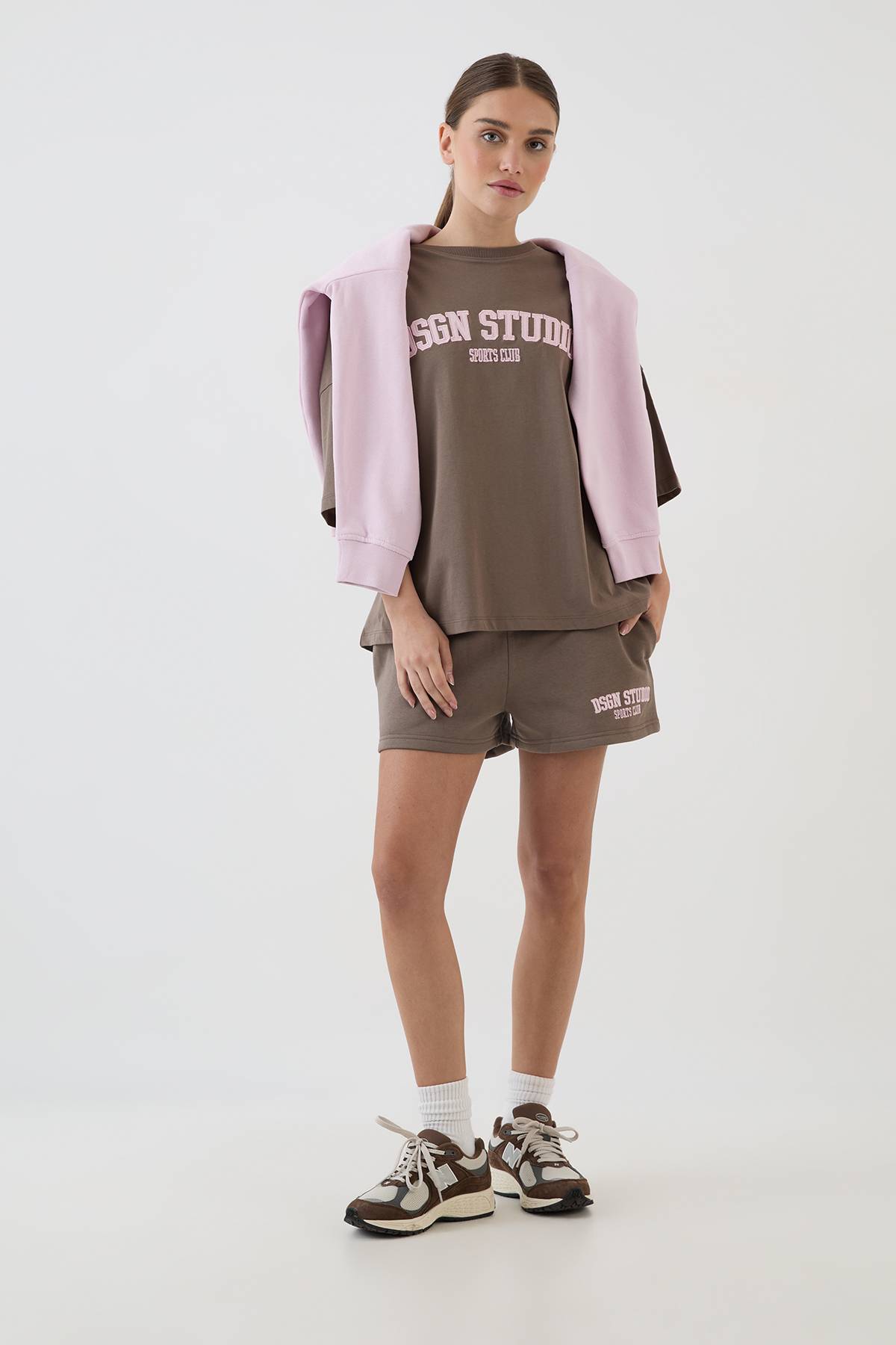 Short De Survêtement Coupe Ample Avec Appliqué Dsgn Studio
