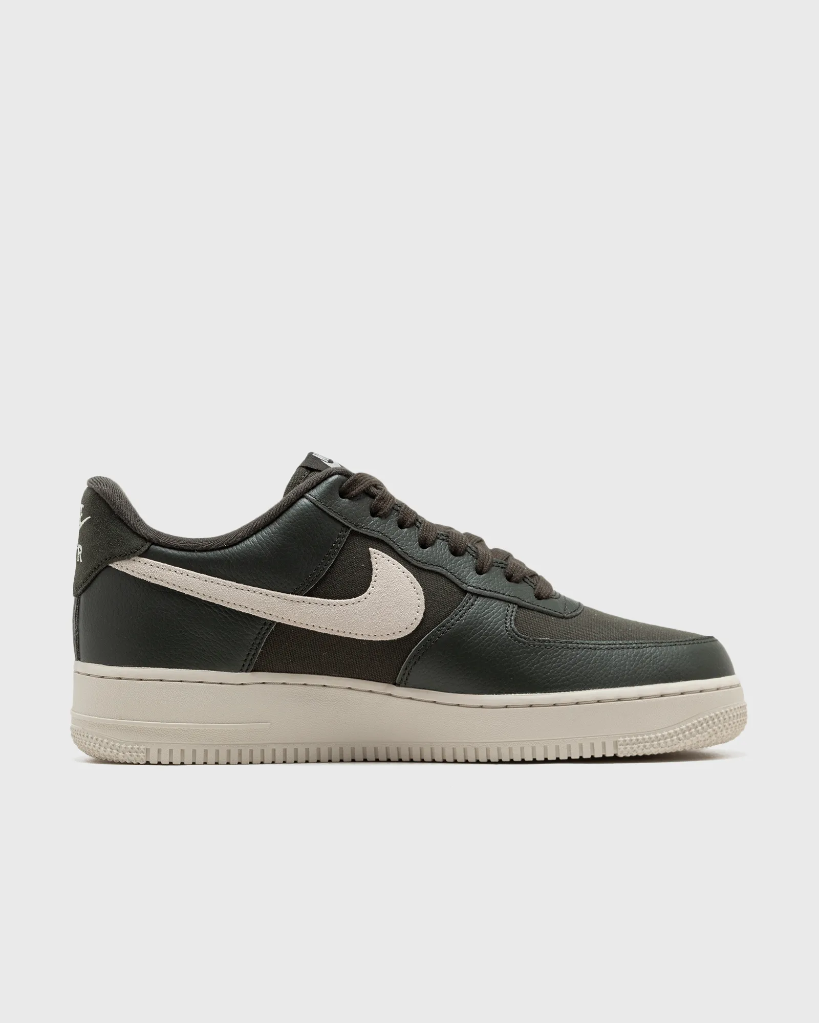 Nike AIR FORCE 1 '07 LX