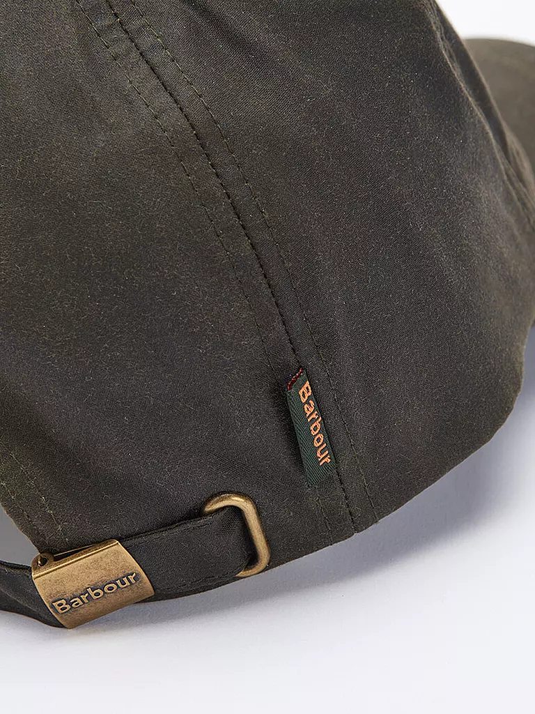 BARBOUR Kappe olive