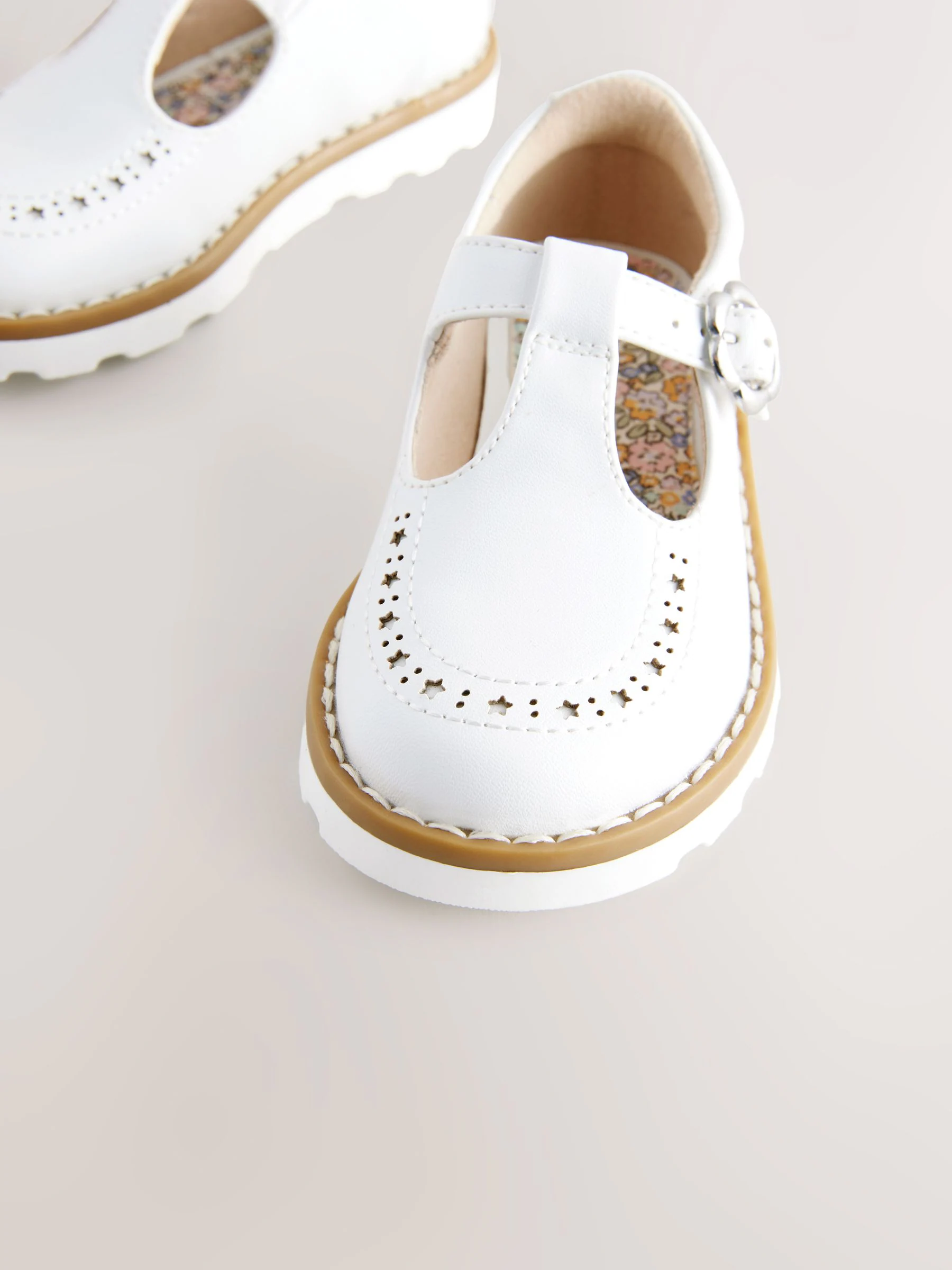 Wit - Schoenen met T-bandje