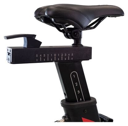 Vélo Indoor BH Vanquish Cycling - Roue d'inertie 20kg - Frein à friction - Poids max 150kg