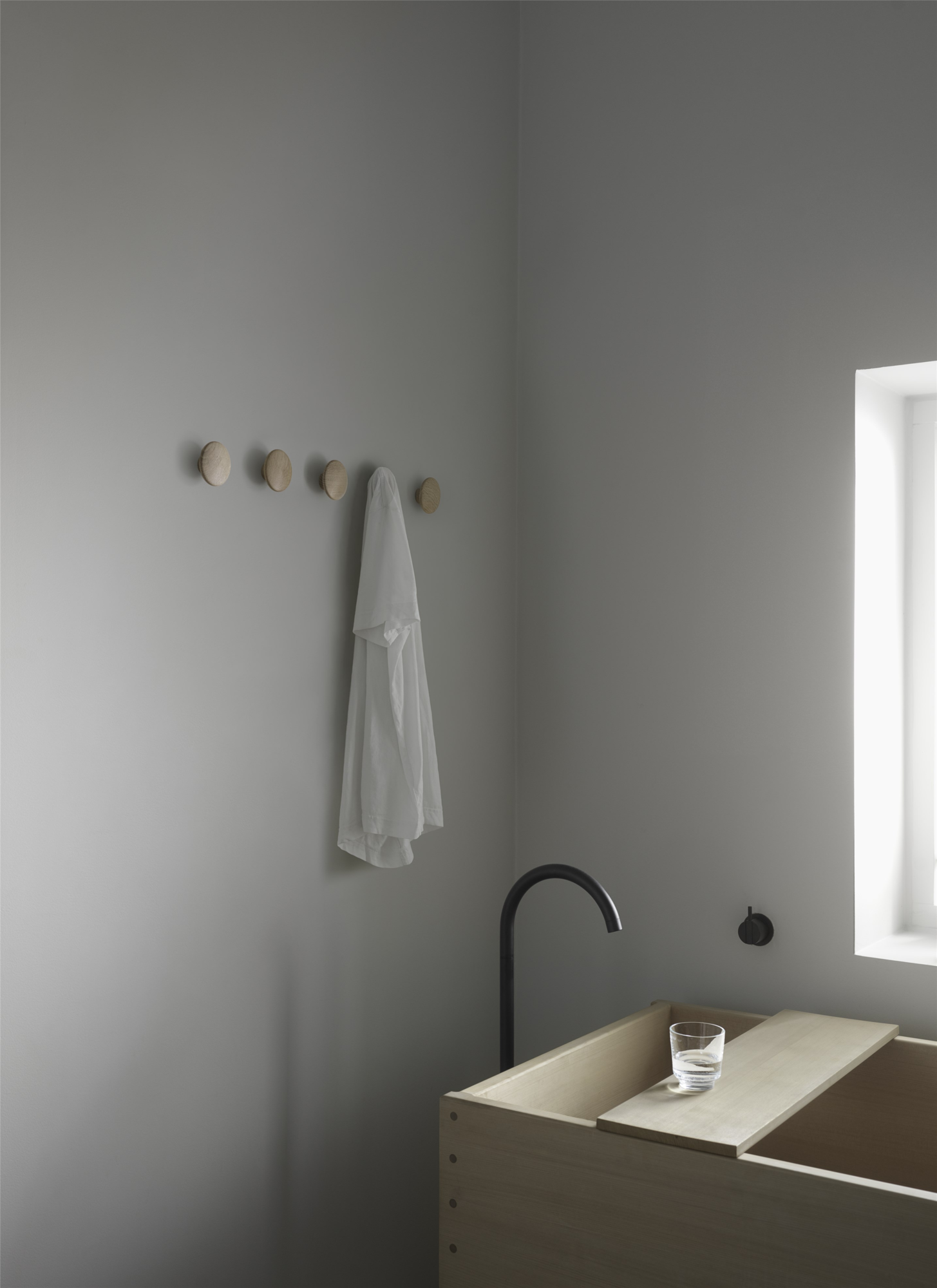Wandhaken The Dots eiken - set van 5