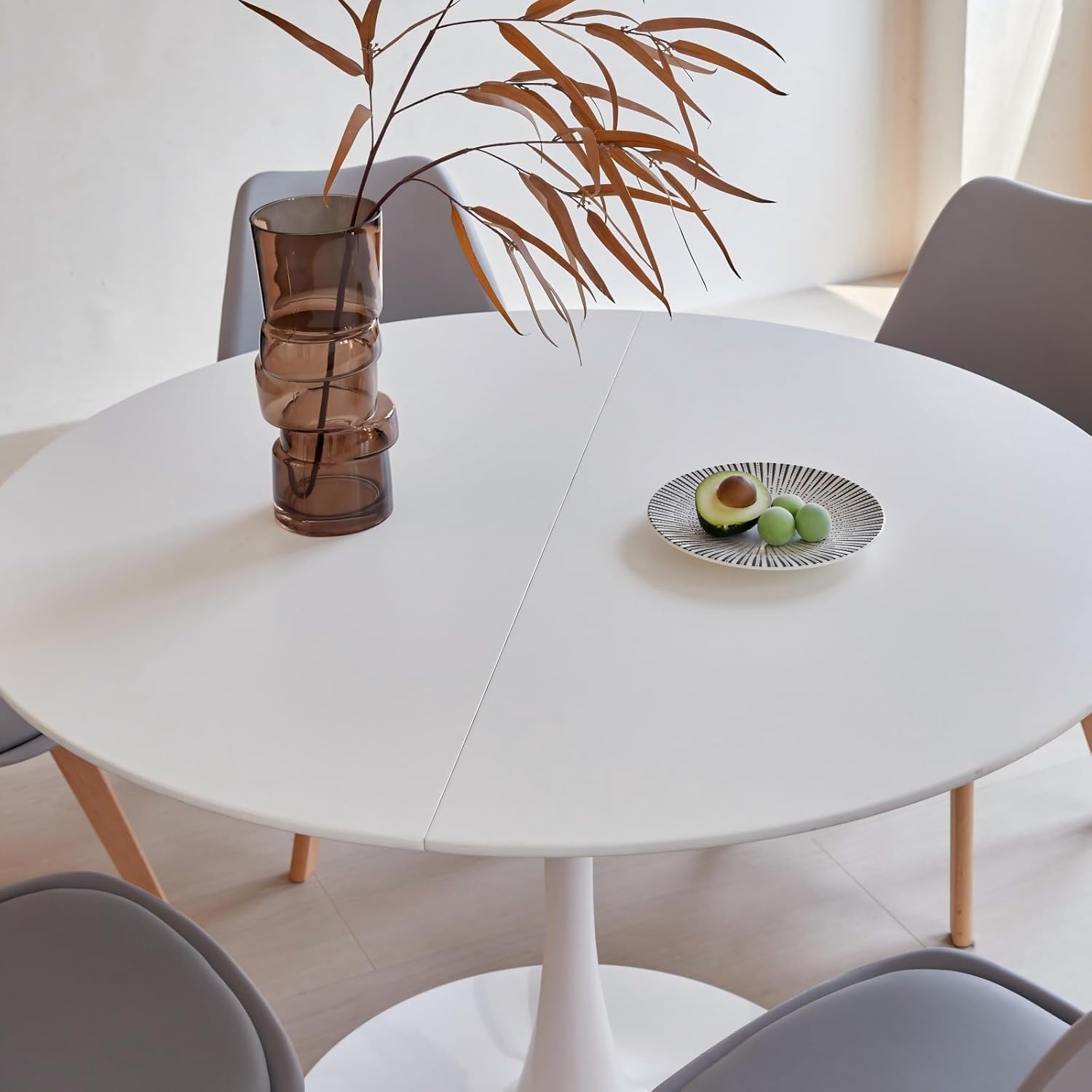 GrandCA HOME 110cm weißer moderner runder Esstisch,Tisch rund 110 cm, Esstisch rund,geeignet für 4–6 Personen, Geeignet für Küche,Wohnzimmer, Esszimmer,Weiß