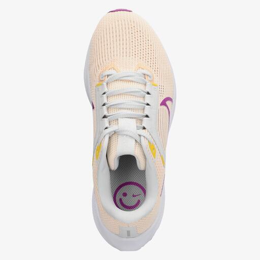 Nike Pegasus 40