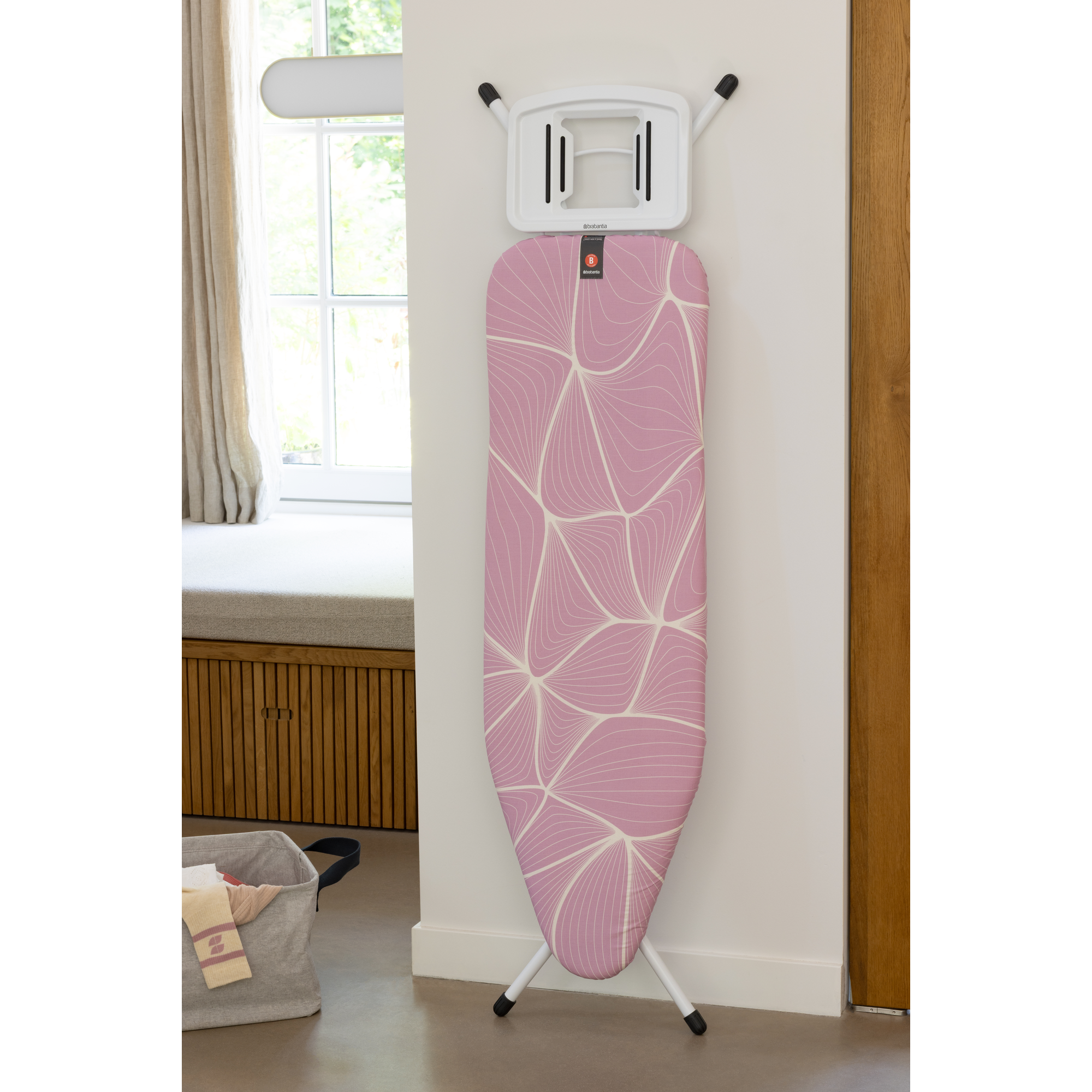 Brabantia Strijkplank B, 124x38 cm, strijkerhouder - Lilac Waves