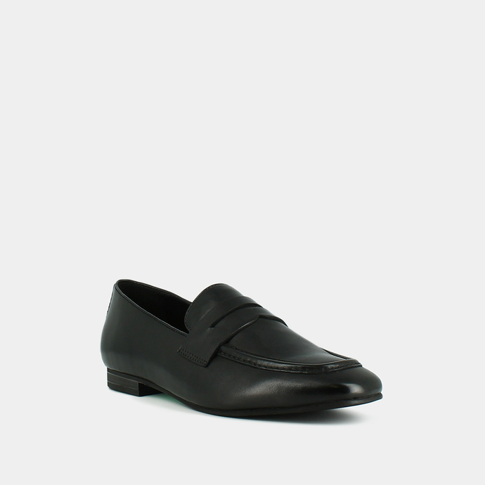 Mocassins à talons plats et bouts ronds  en cuir noir