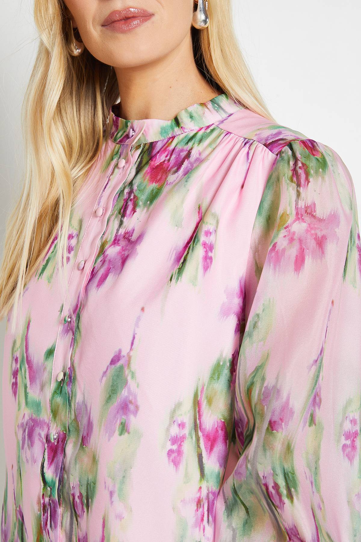 Wallis Chemise Petite En Organza Fleuri Sans Col