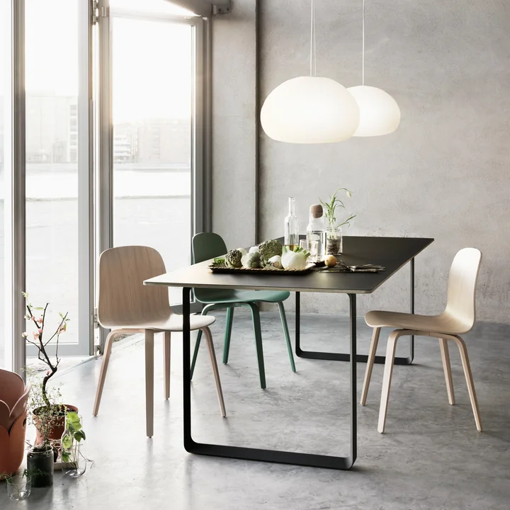 Muuto - 70/70 Esstisch, 225 x 90 cm, schwarz (Linoleum)