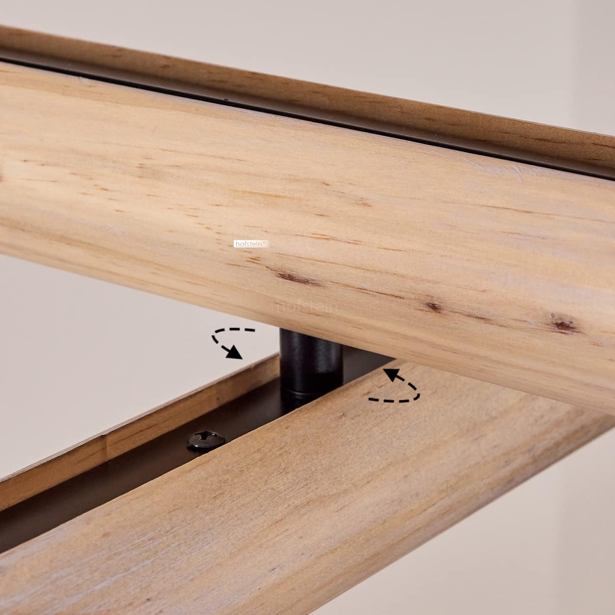 Hängeleuchte Bigandie, 4-flammige Pendellampe aus Metall und Holz in Schwarz/Natur, Lampe mit Stoffschirmen in Grau mit verstellbaren Holzbalken, 4 x E27, ohne Leuchtmittel