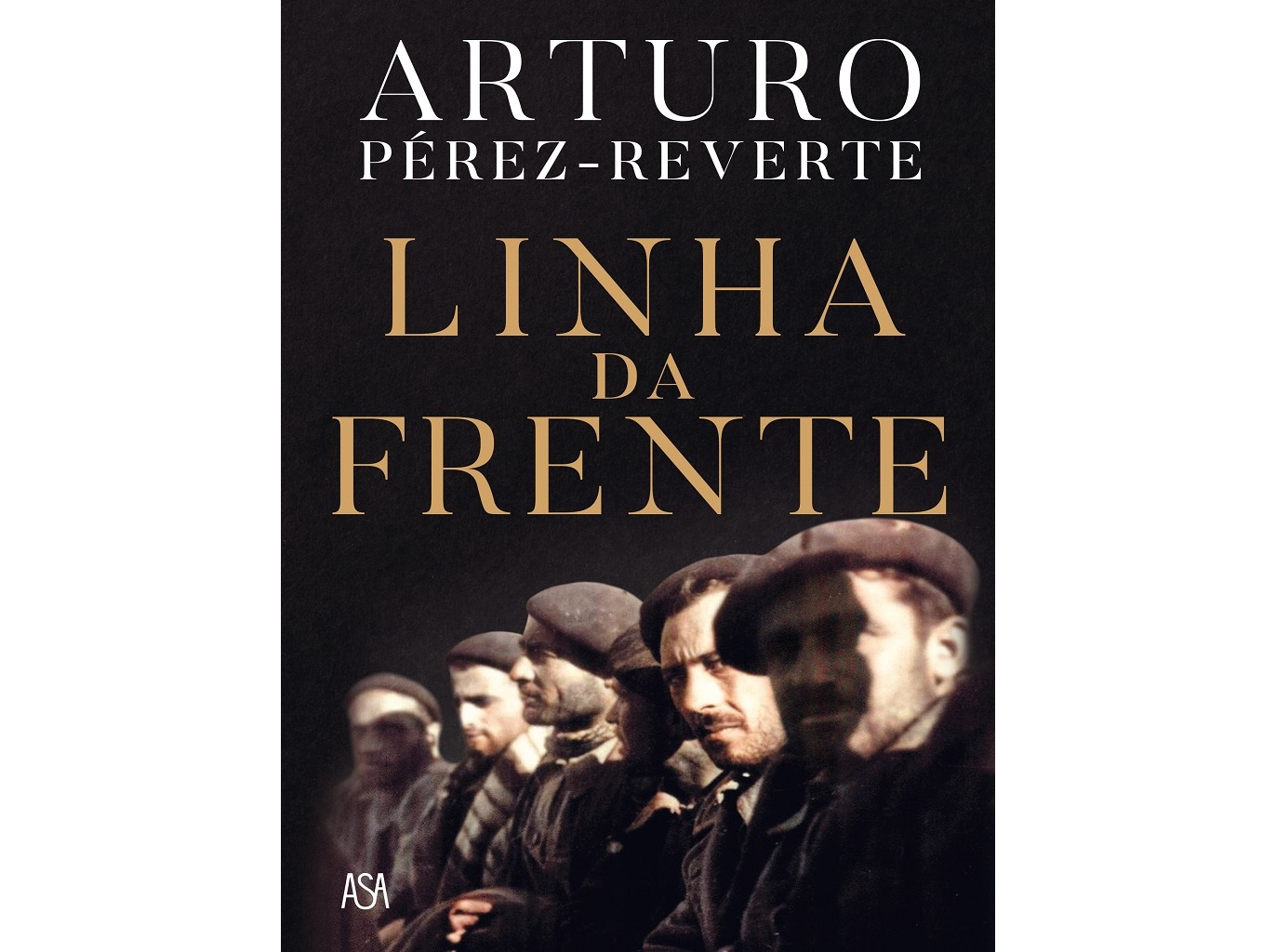 LIVRO LINHA DA FRENTE DE ARTURO PÉREZ-REVERTE