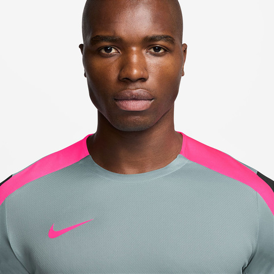 Nike Strike Top