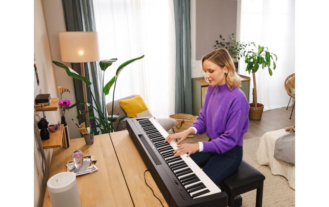 E-Piano P-145B<br>Perfekt für Anfänger mit dem Interesse am Klavierspiel
