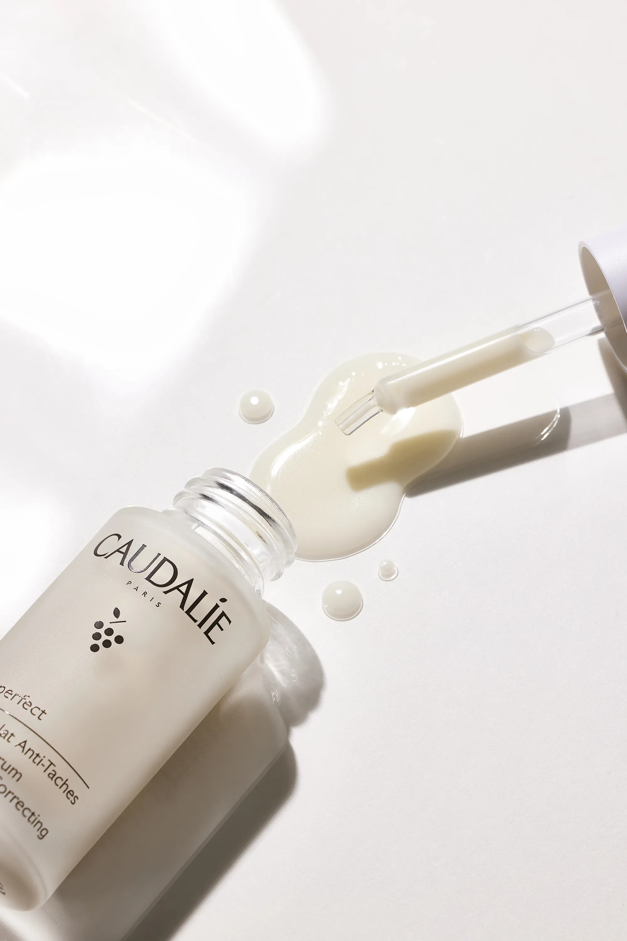 Caudalie Coffret Sérum Vinoperfect & protection solaire SPF50 offerte-30 ml