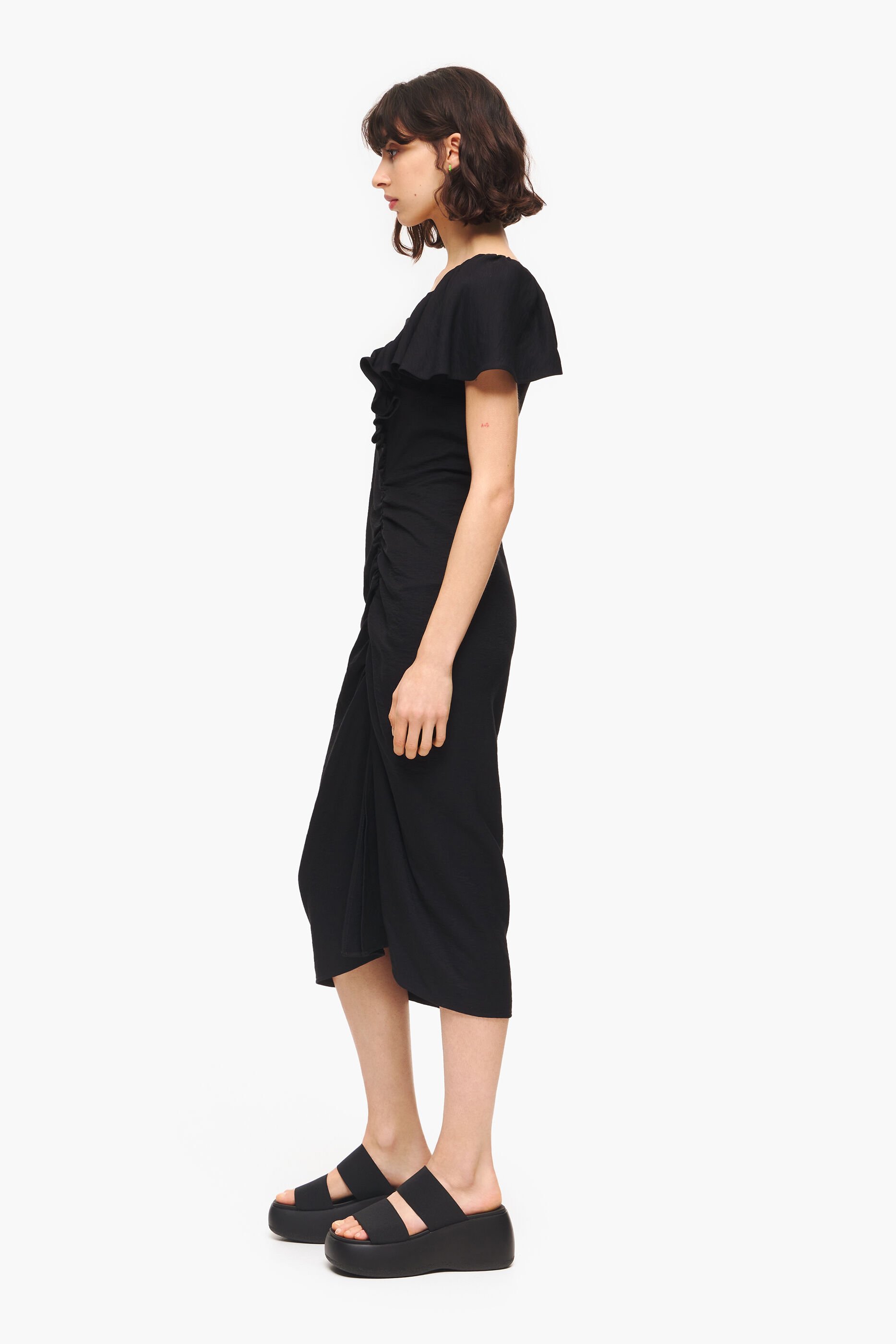 Vestido midi preto