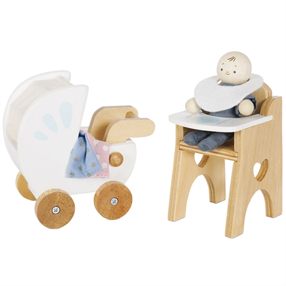 Køb Le Toy Van Nursery Set And Baby