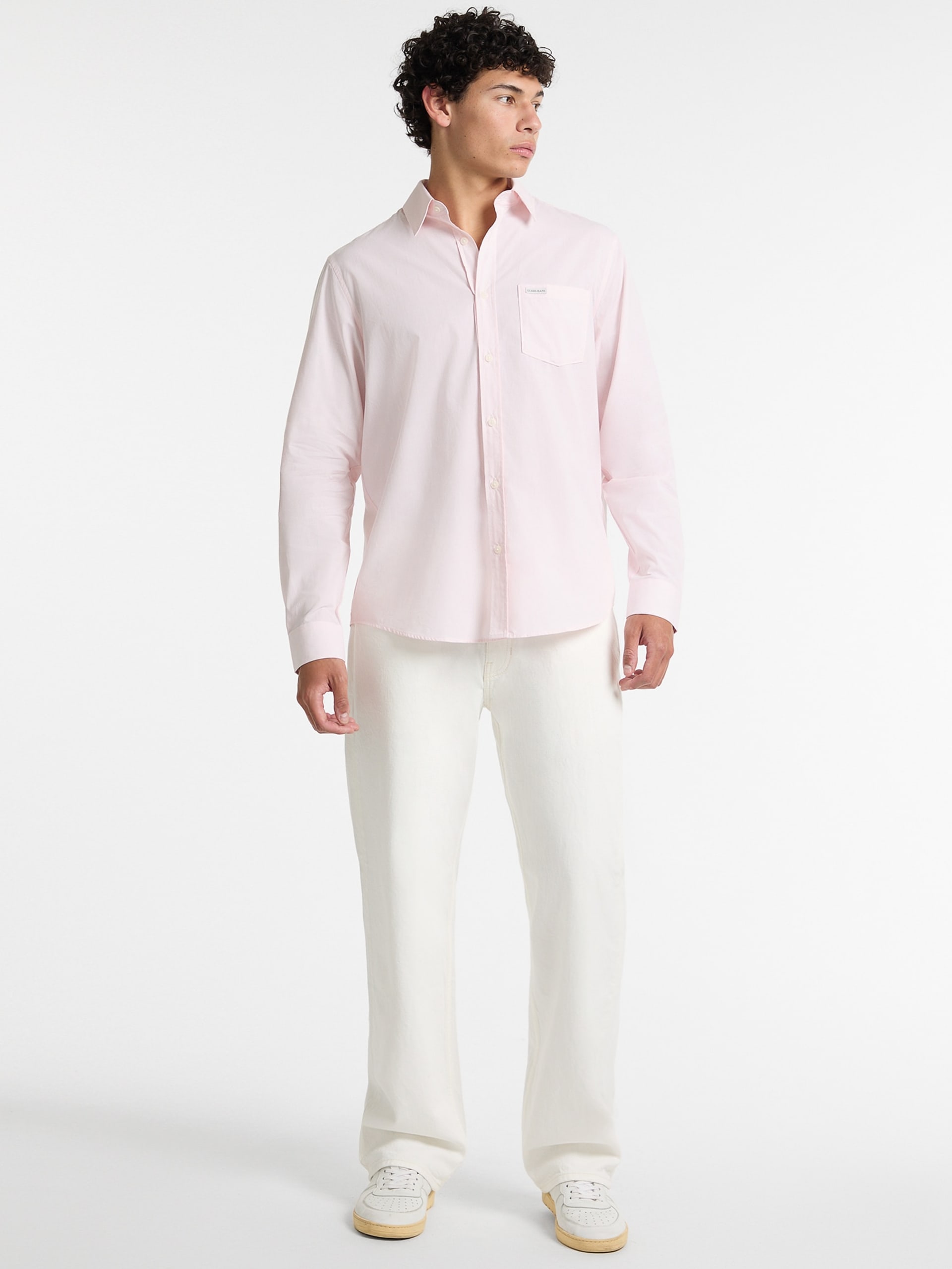 Camisa listrada com bolso