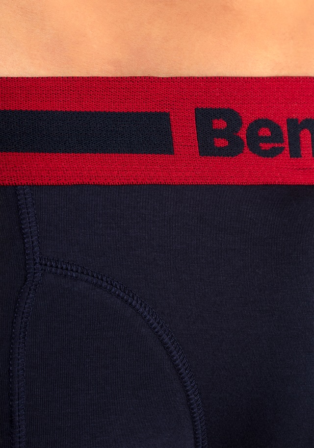 Bench. Hipster, 4 Stk. knapp sitzende Boxershorts aus Baumwollmischung
