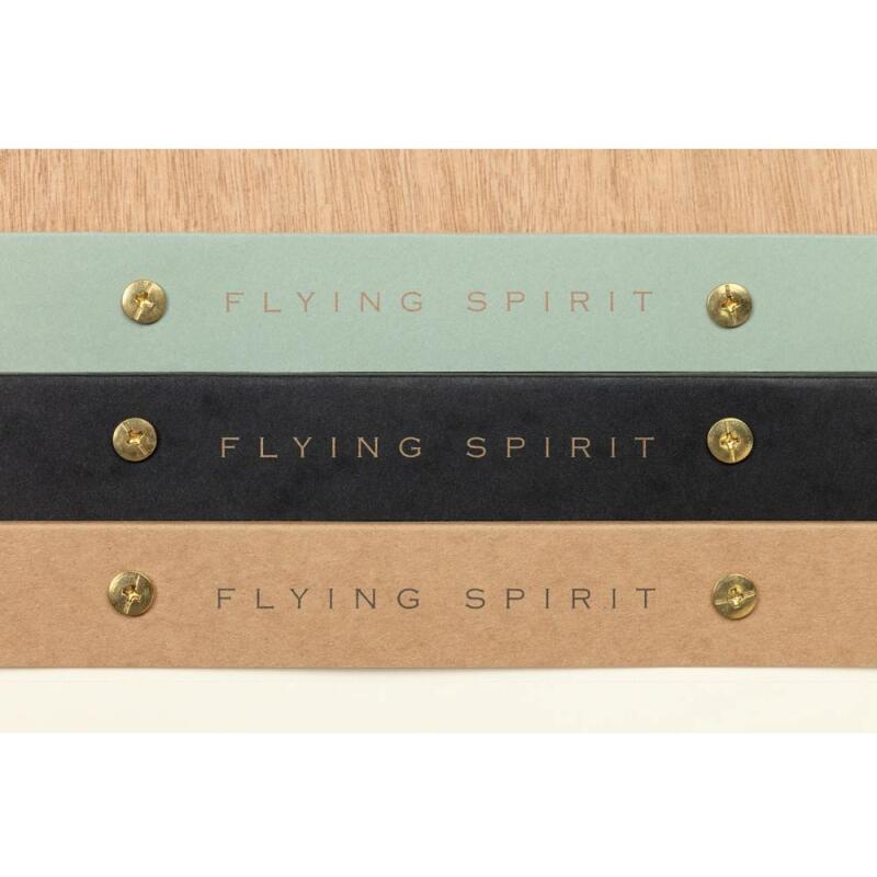 Flying Spirit Black bloc planner à rivets 24x17cm 60 feuillets imprimés détachables. - Noir