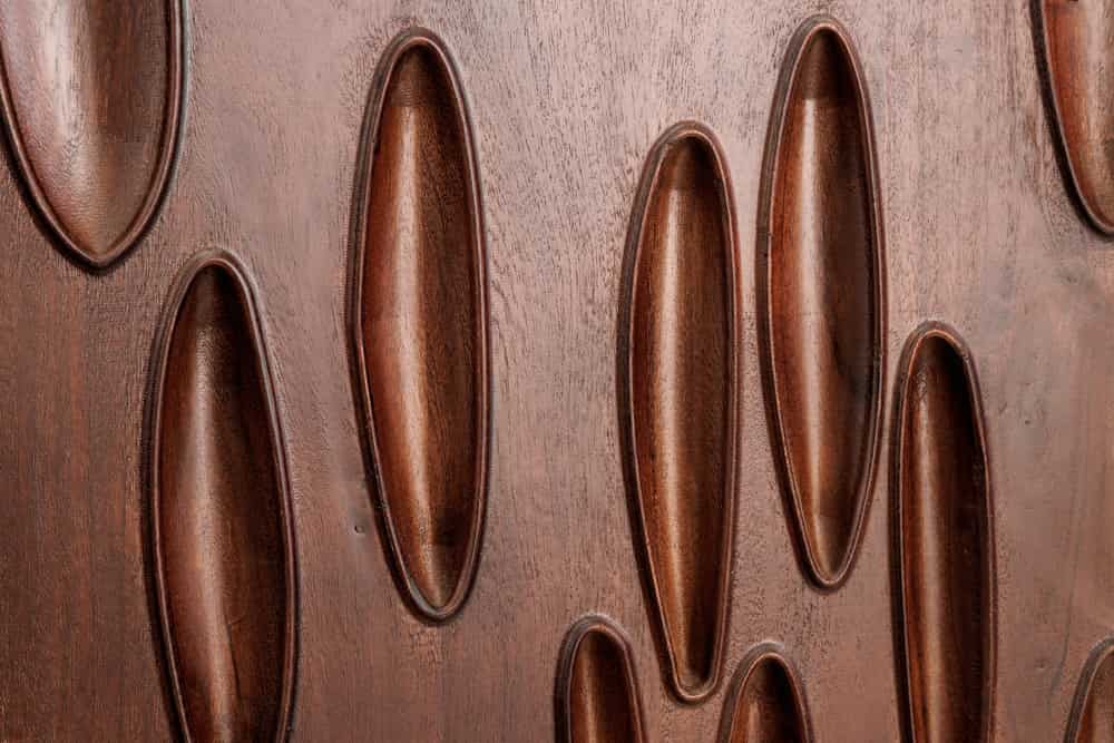 Massives Highboard DUNE 120cm walnuss-braun Akazienholz 3D-Design schwarz Metall