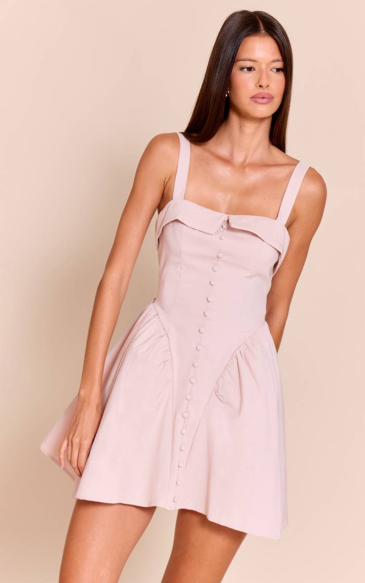 Rose Pâle Robe Mini Droite Sans Manches À Taille En V Avec Boutonnage