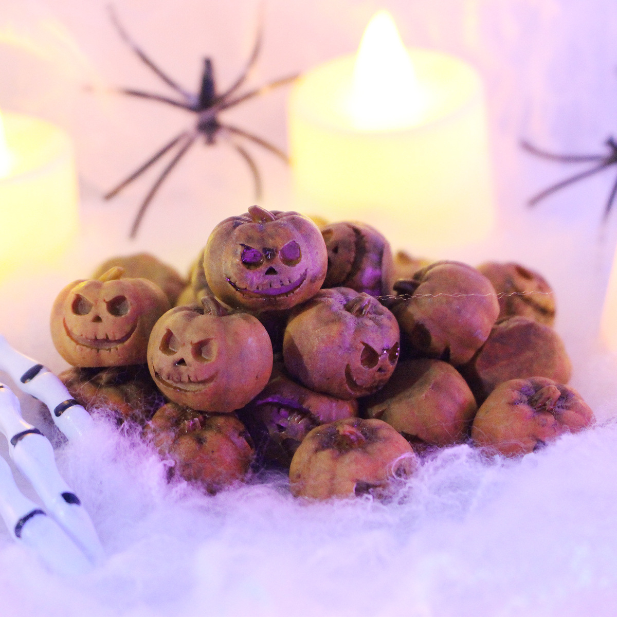 (20er Set) Miniatur Halloween Deko Mini Kürbis Grusel Party Tischdekoration Bastel Zubehör für Kreative DIY Projekte - Orange