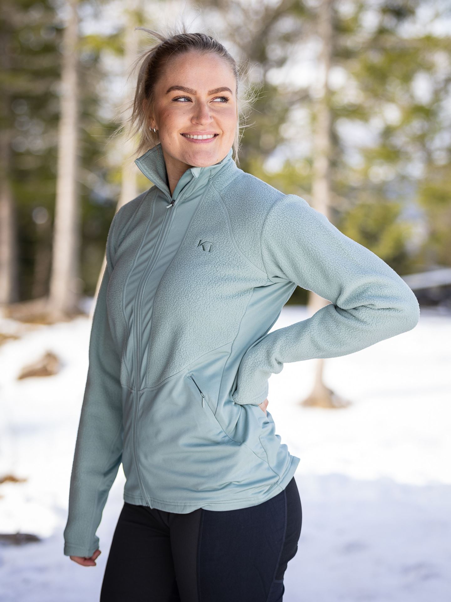 Ragnhild Full Zip Midlayer
