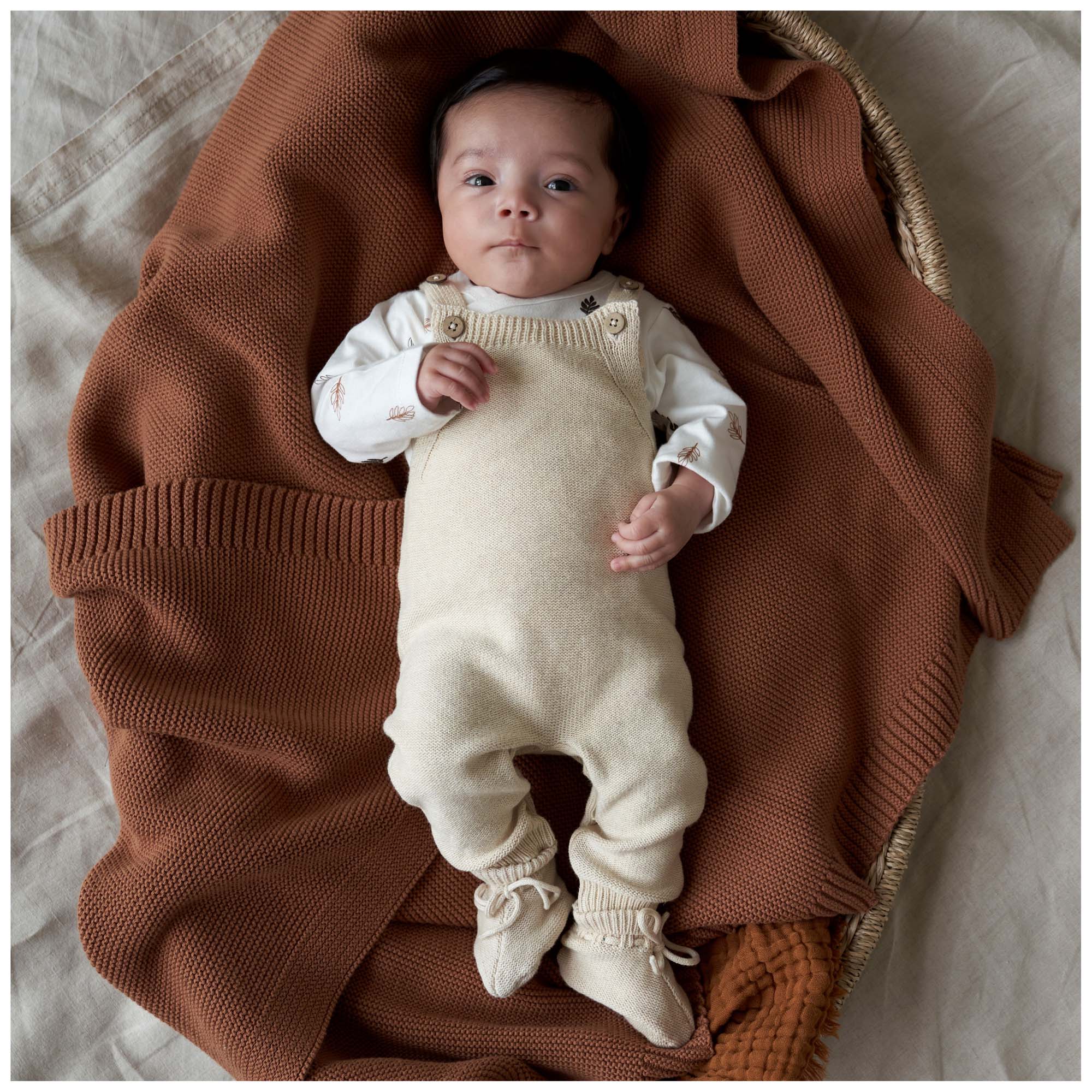 Prénatal newborn unisex tuinbroek Pure mouwloos effen beige