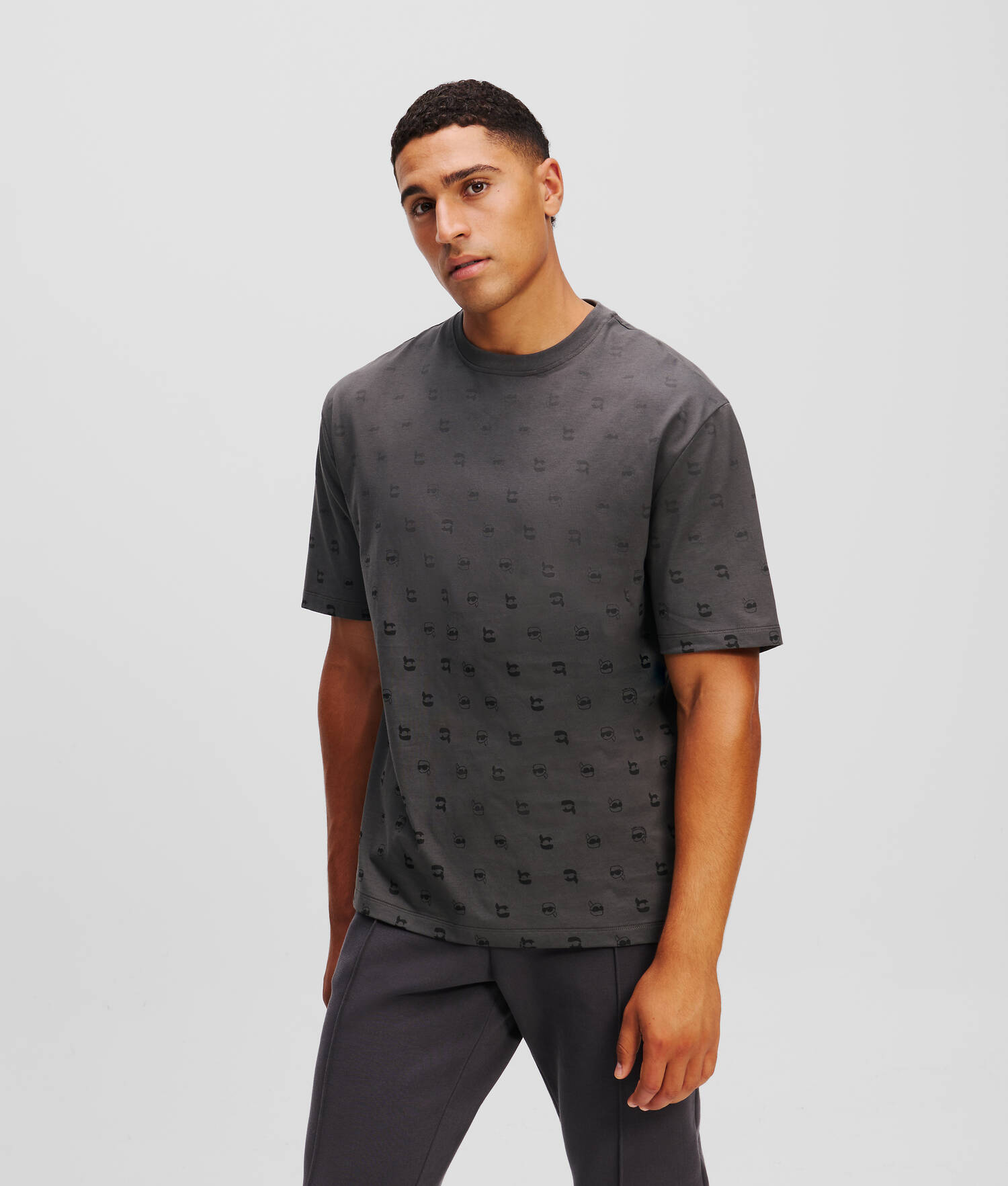 T-SHIRT À IMPRIMÉ FAÇON ALL-OVER IKON