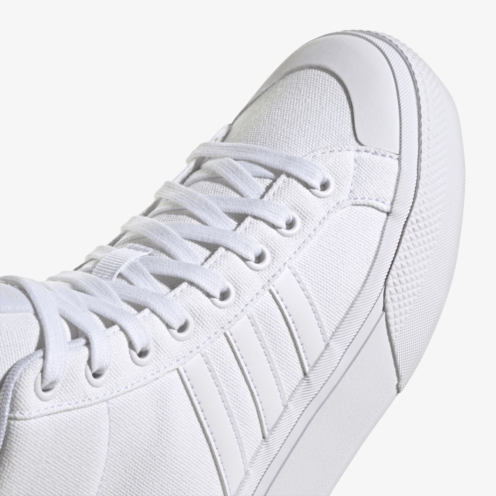 adidas Bravada 2.0 Platform Plateau Sneaker weiß