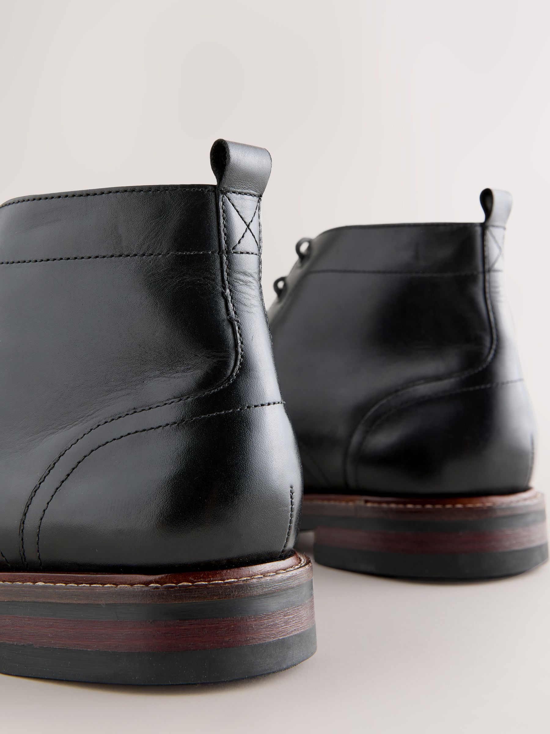 Zwart - Leren boots met neusstuk