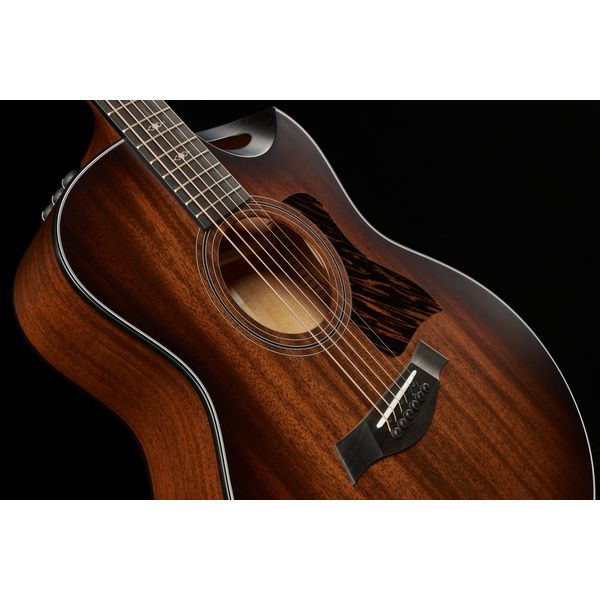 Taylor 326ce