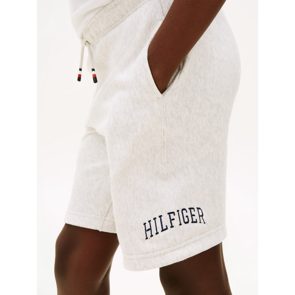 Køb Tommy Hilfiger Light Grey Heather Hilfiger Varsity Wide Sweatshort