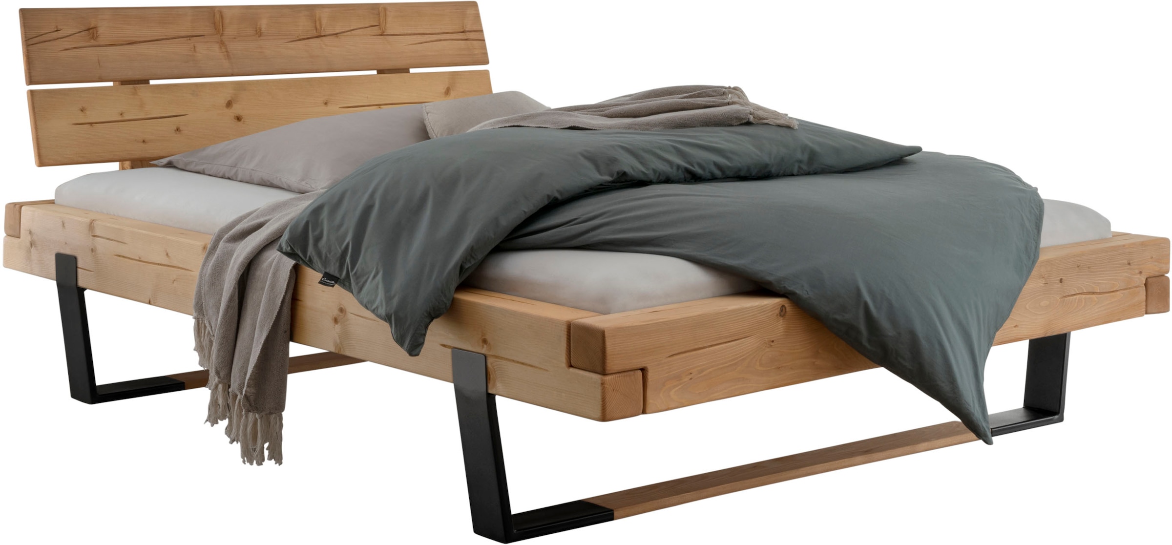Home affaire Massivholzbett »Ultima Balkenbett Doppelbett, Füsse Metallkufe mit Holzelement« hohe Belastbarkeit: 200kg je Seite,  FSC®-zertifizierte Wildeiche oder Fichte, viele Breiten zur Auswahl