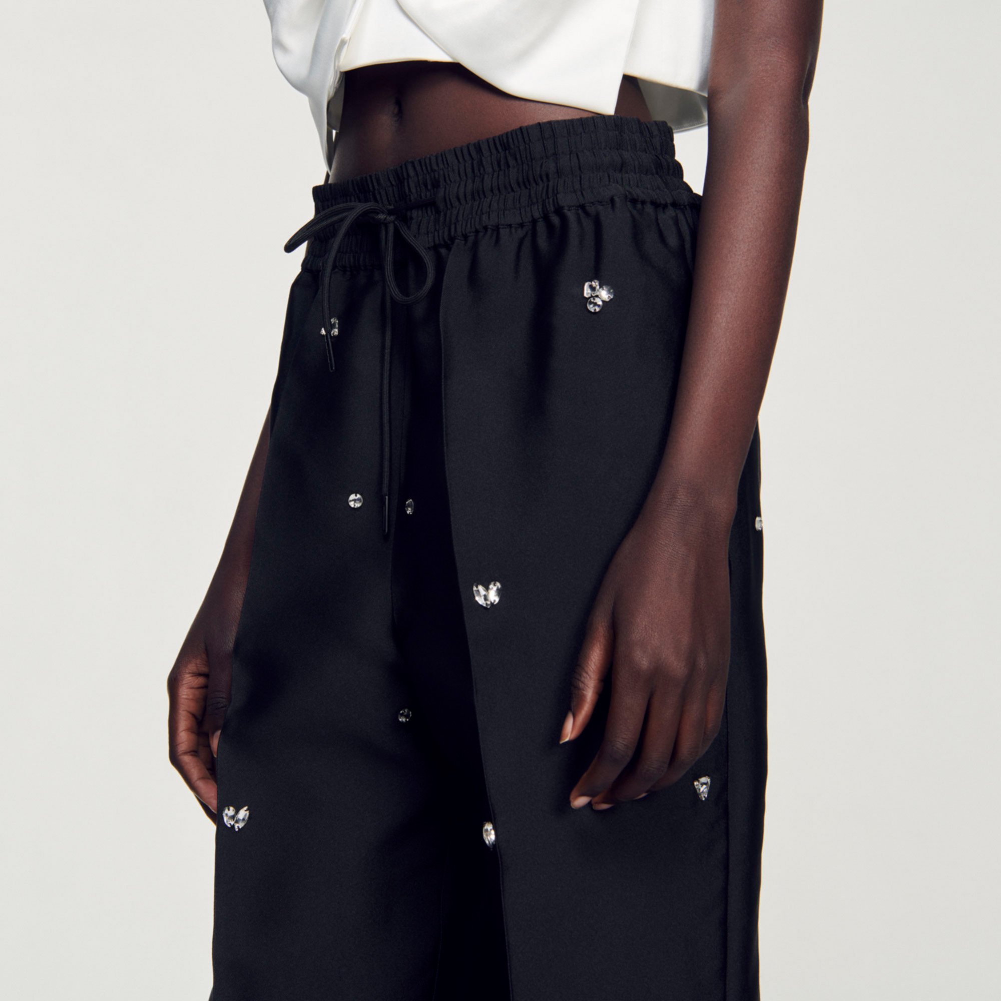 Pantalon orne de strass